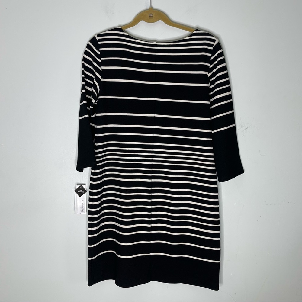 STUDIO ONE Black and White Striped 3/4 Sleeve Sheath Dress Size 10P NWT - Picture 4 of 7
